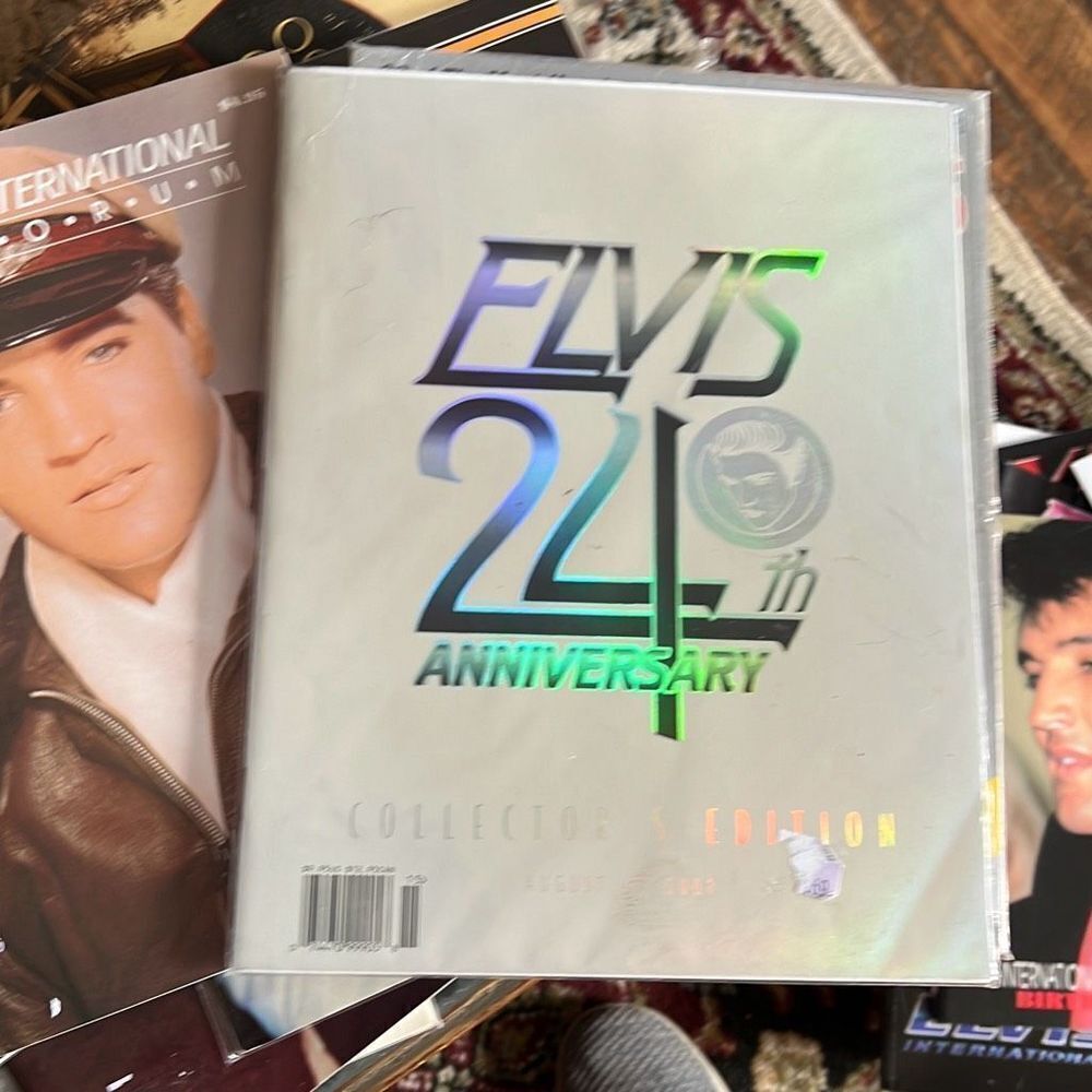 Elvis Collector’s Magazine Collection 20 pieces of Elvis Magazine Collection ann